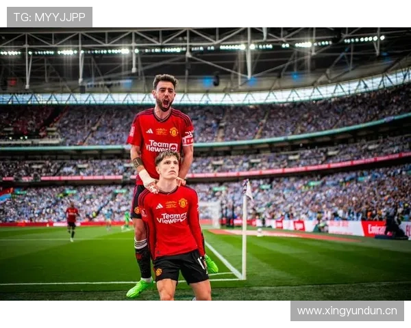 曼联与曼城激战再度上演曼彻斯特德比 谁将笑到最后捧得荣耀奖杯